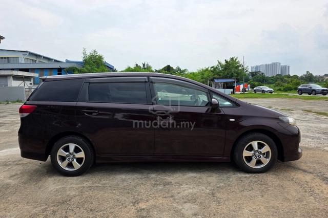 2011 Toyota WISH 1.8 X (A) - 4