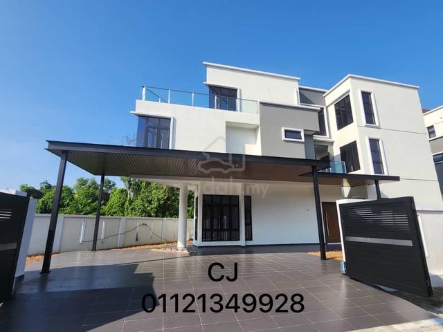 3 Storey Bungalow 1