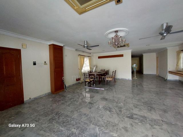 Kemensah Villa 1