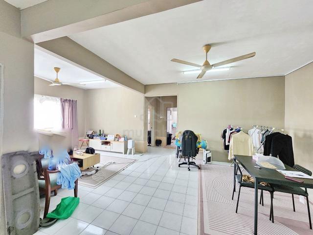 Villa Tropika (Bangi) 1