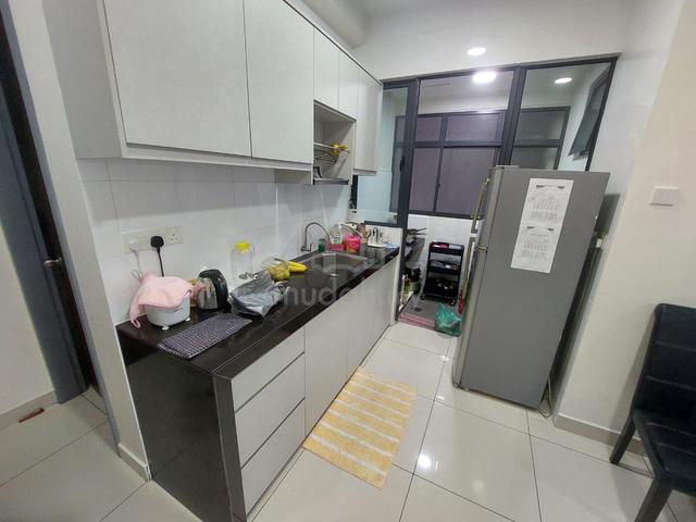 KL Traders Square Residences 1