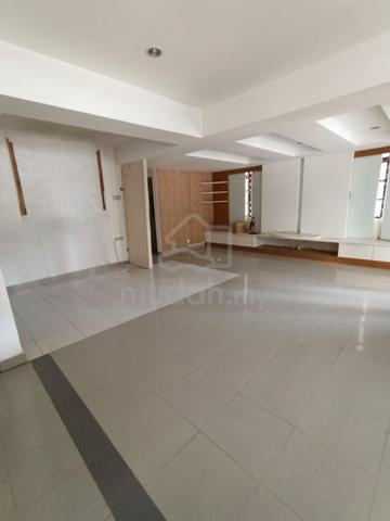 Corner Lot Double Storey Terrace House for Sale @ Sungai Ara 1