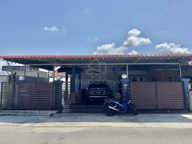 Rumah Sewa 1 Tingkat Telok Mas (end lot) 1