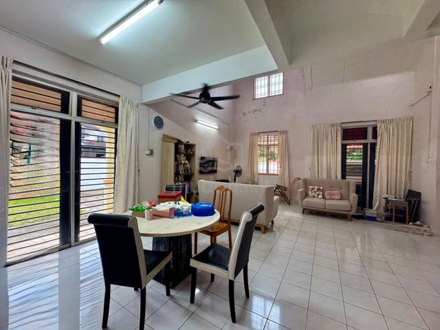 Kulai Ioi Jalan Enggang 1.5 Storey Terrace Corner Unblock Freehold 2