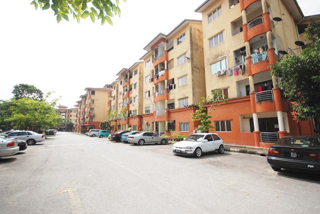 Rumah Tingkat 1, MERAK APARTMENT , Bandar Pinggiran Subang, Shah Alam 1