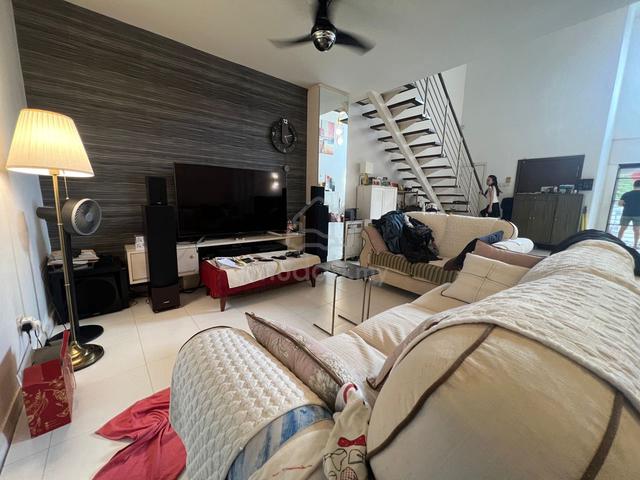 Meadow Lake Fields Sungai Besi KL 3 Storey Renovated House For Sale 1