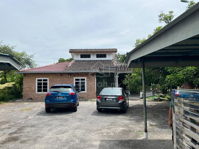 Single Storey Bungalow at Taman Setia Jaya, Lubok China, Melaka 1