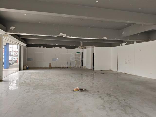 Enblock corner shop for rent bandar botanic klang main road 1