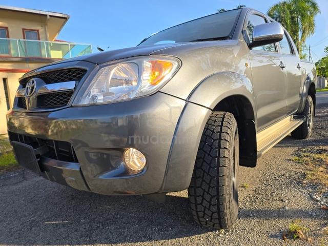 Toyota HILUX 2.5 G (A) 4WD NO OFF ROAD 4 NEW TYRES - 3