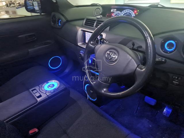 2010 Toyota BB 1.5 Z (A) - 4