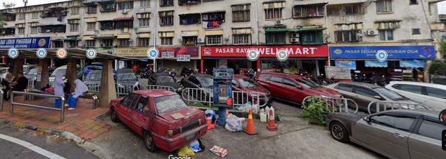 Sale: Ground Floor Shop Pinggiran Bt Caves [Facing Road] 3