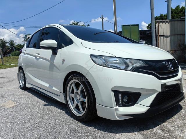 JUALAN MURAH - Honda Jazz 1.5E I- VTEC - TIP TOP - 1
