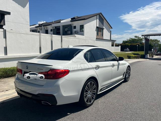 17/18 Bmw 530I 2.0L Ori M Sport 66k KM G30 LikeNew - 2