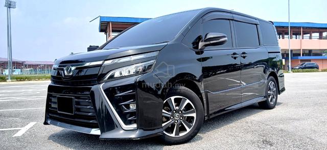 2017 Toyota VOXY 2.0 ZS KIRAMEKI II (A) FULLOAN - 1