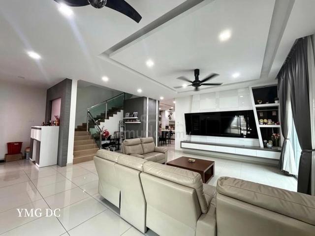 TAMAN SRI ANDALAS KLANG📍 2 Storey Semi-D 40 x 80 Fully Renovated 1