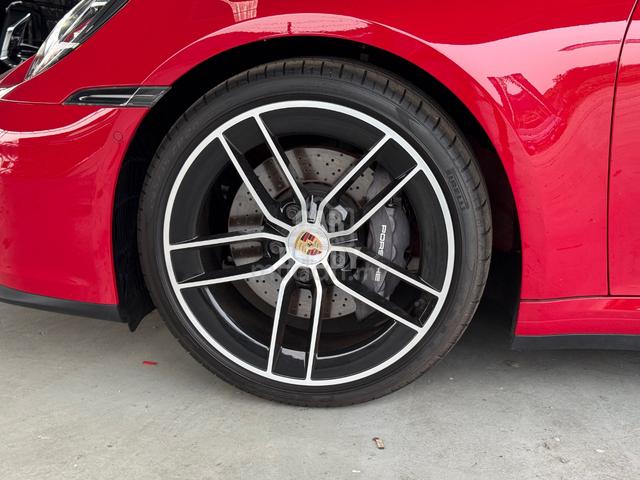 2024 Porsche 911 Carrera 3.0 - 4