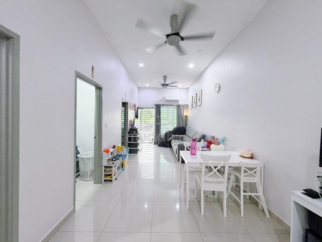 Jawi Hijauan Valdor Grade A Renovated Single Storey Terrace Sale 1