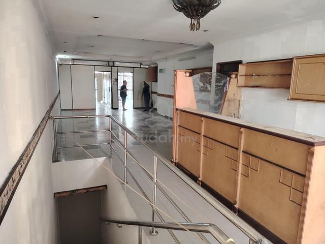 Peari 3 Storey shop lot at Taman Inderawash Free hold Prai 1