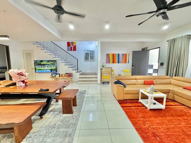 Lagenda Gardens Jalan Teratak Bukit Jelutong Superlink Terrace 1