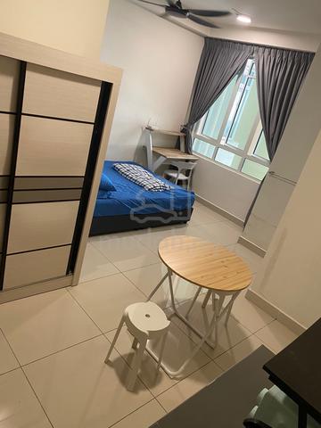 Studio f.furnish 4 male near MRTDamansaraDamai FREE WIFI600Mbps 1