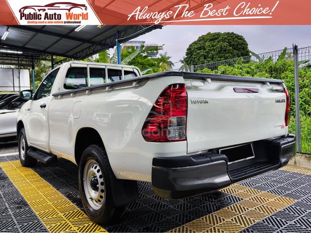 Toyota HILUX 2.4 (M) 4X4 SINGLE CAB 43kKM WARRANTY - 2