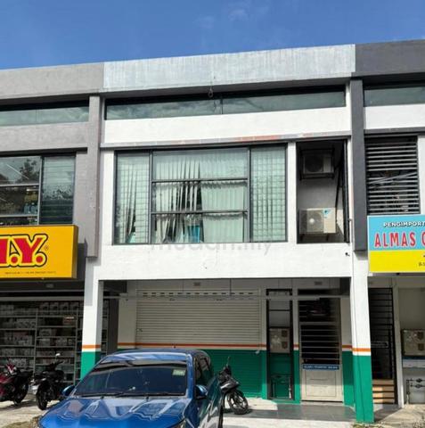 GROUND FLOOR SHOP LOT at JLN LENGKUAS B16, RIMBA JAYA, SHAH ALAM 1