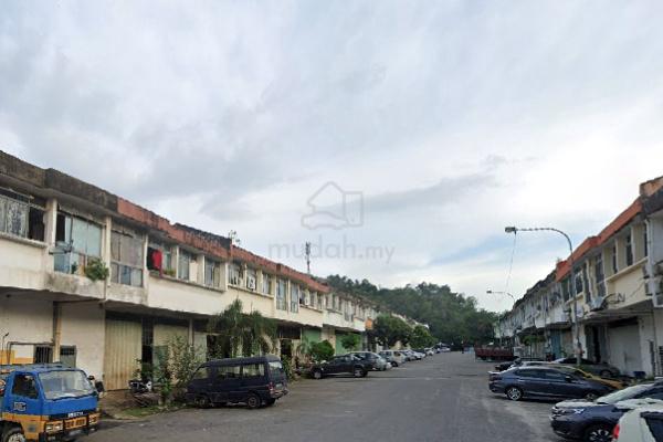 Bandar Teknologi Kajang 1.5-Storey Terrace Factory for Rent 1