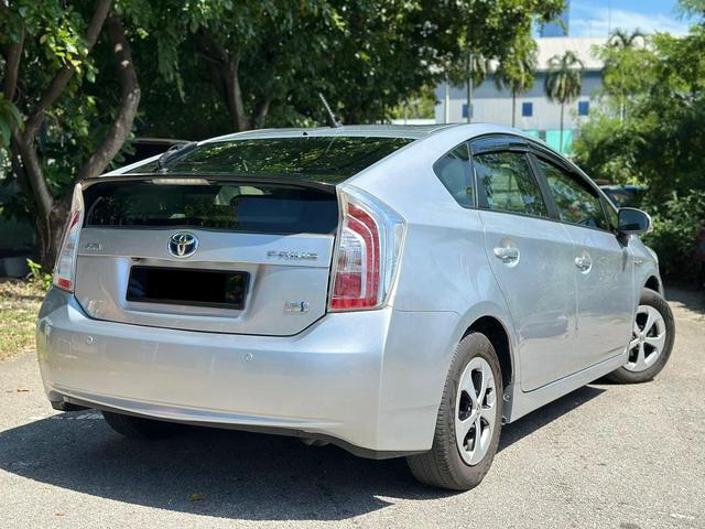2013 PRiUS 1.8 LUXURY ENCHANCE FACELIFT JBL L/SEAT - 3