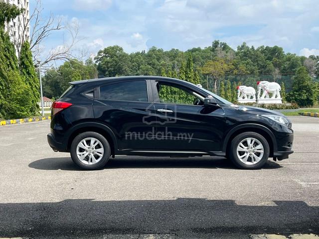 2016 Honda HR-V 1.8 V (A) FULL LOAN / ONE OWNER - 5