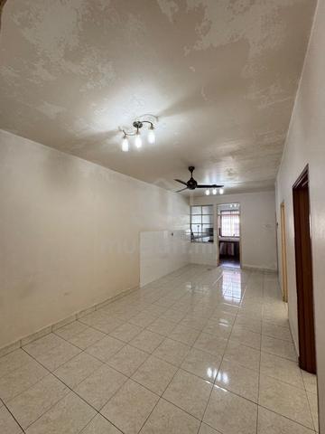impian emas single storey house 1