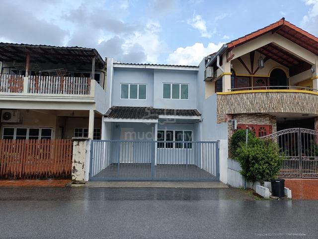 RENOVATED 20x65 š„ 2 Storey House Taman Cempaka Ampang 1