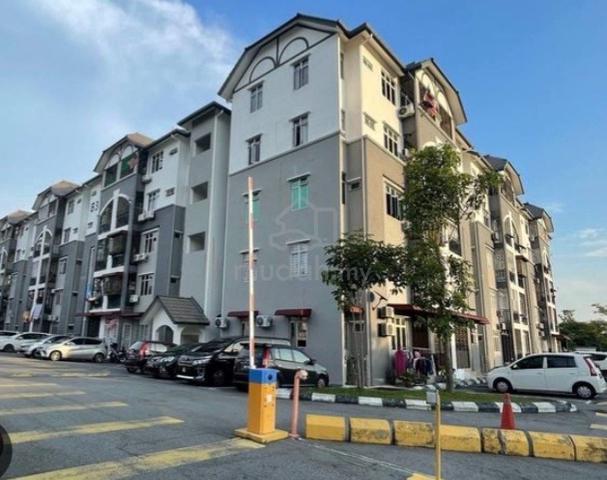 Dahlia Court Apartment (Salak Tinggi) 1