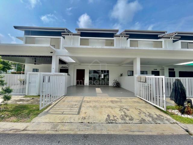 (FACING OPEN) 2 Storey Resort Homes Hijayu 2 Bdr Sri Sendayan Seremban 1