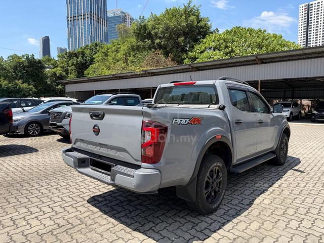2023 Nissan NAVARA 2.5 PRO-4X Co. Pre-Owned LowMil - 4