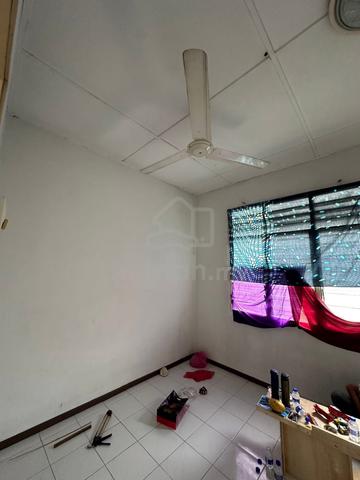 Bercham double storey house for rent 3