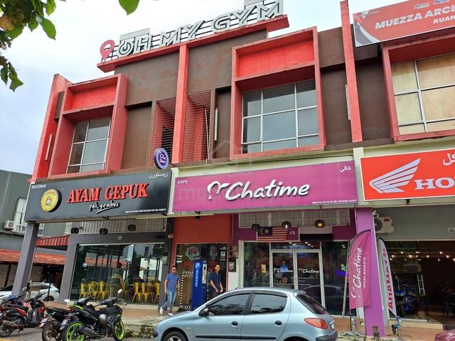IM7 Indera Mahkota Shop HOT PROMINENT Frontage STRATEGIC location 1