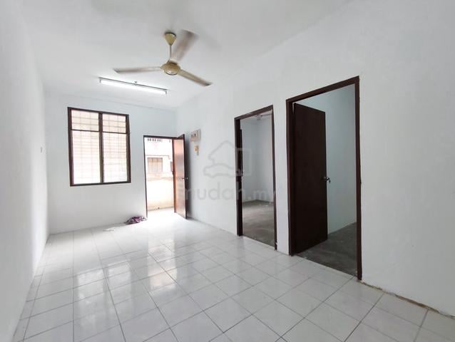Apartment Nilai Perdana 1