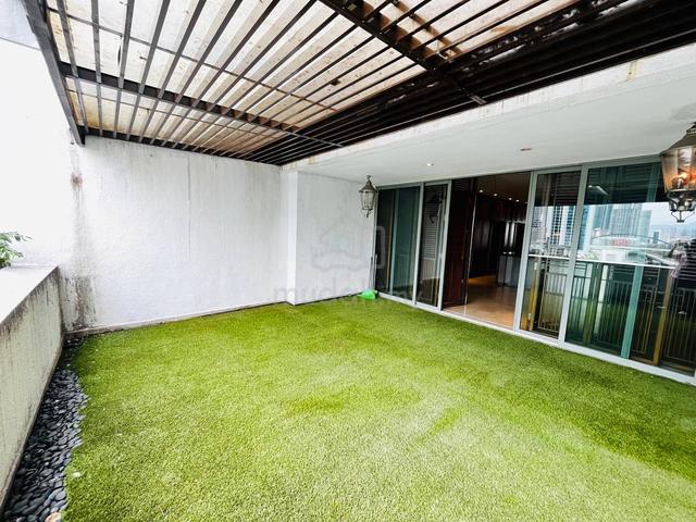 The Capsquare Residences 5