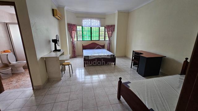 Fully Furnished Selangor Kajang Room For Rent 1