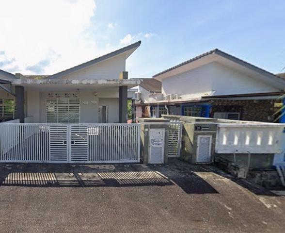 Super Cheap 2.5 Storey Semi-D 1