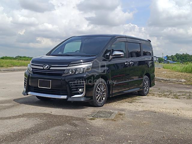 2017 Toyota VOXY 2.0 V (A) - 3