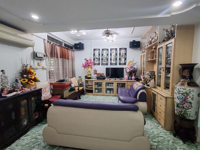 Fully Renovated & Furnished 2-Storey Terrace Taman Gemilang Ria SALE 1