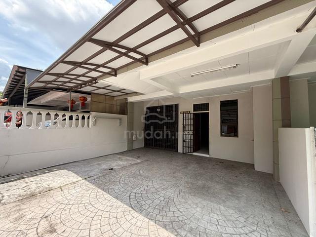 Desa Tebrau Double Storey Terrace house For Rent 1