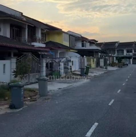 Skudai Taman Melawati Jalan Melawati Double Storey Terrace House 1