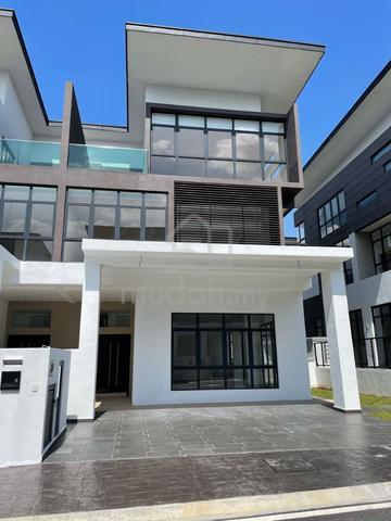 3 Storey Semi-detached KGSAAS Shah Alam | with Lift 1