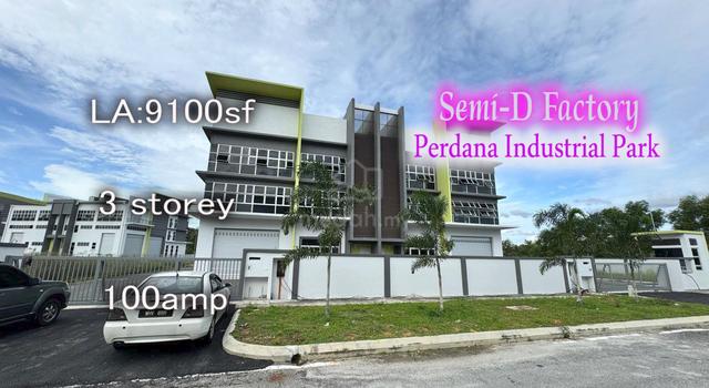 Puchong Perdana Industrial park 3 Storey Semi Detached Factory 100AMP 1