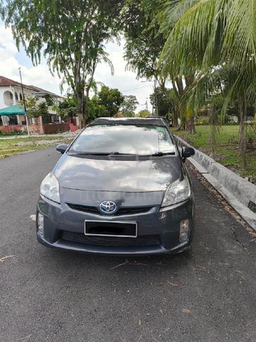 2011 Toyota PRIUS 1.8 (HYBRID) (A) - 2