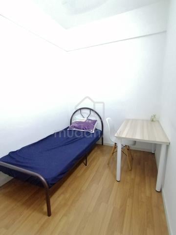Fully Furnished Penang Tri Pinnacle Tanjong Tokong Room For Rent 1
