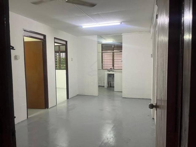 Rumah Pangsa Bercham 1