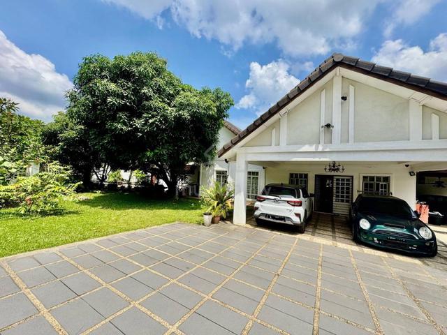 Double Storey Corner Lot Bungalow House Seksyen 12 Shah Alam For Sale 1